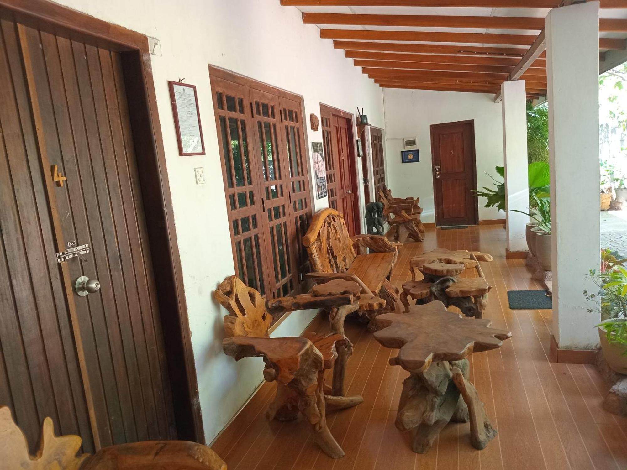 Habarana Dulwan Guest House Экстерьер фото